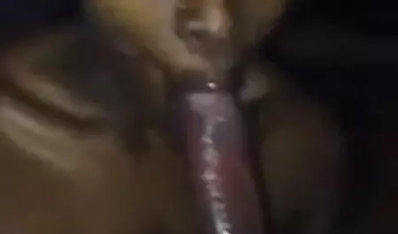 Sexy tschechische Süße kostenlose deutsche fickfilme haben Spaß hinter den Kulissen