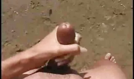 Verliebt in dieses asiatische fickfilme mutter sohn Mädchen