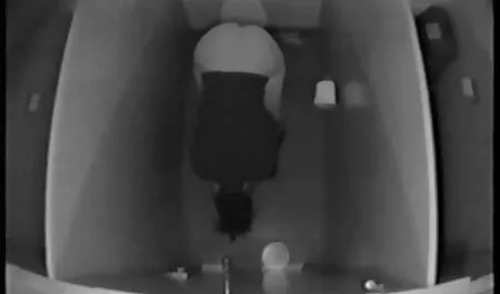 Britische Oma mit haariger Muschi braucht Orgasmus kostenlose oma fickfilme