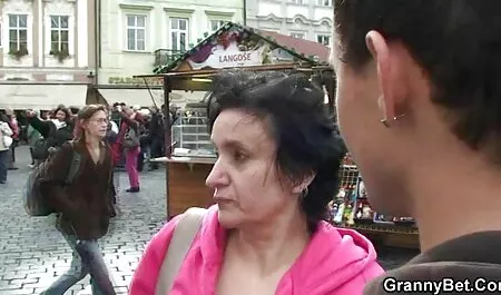 Zwei heiße fickfilm hd Küken mit zwei Nieten