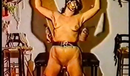 (Lesben) hd fickfilm Strap-On